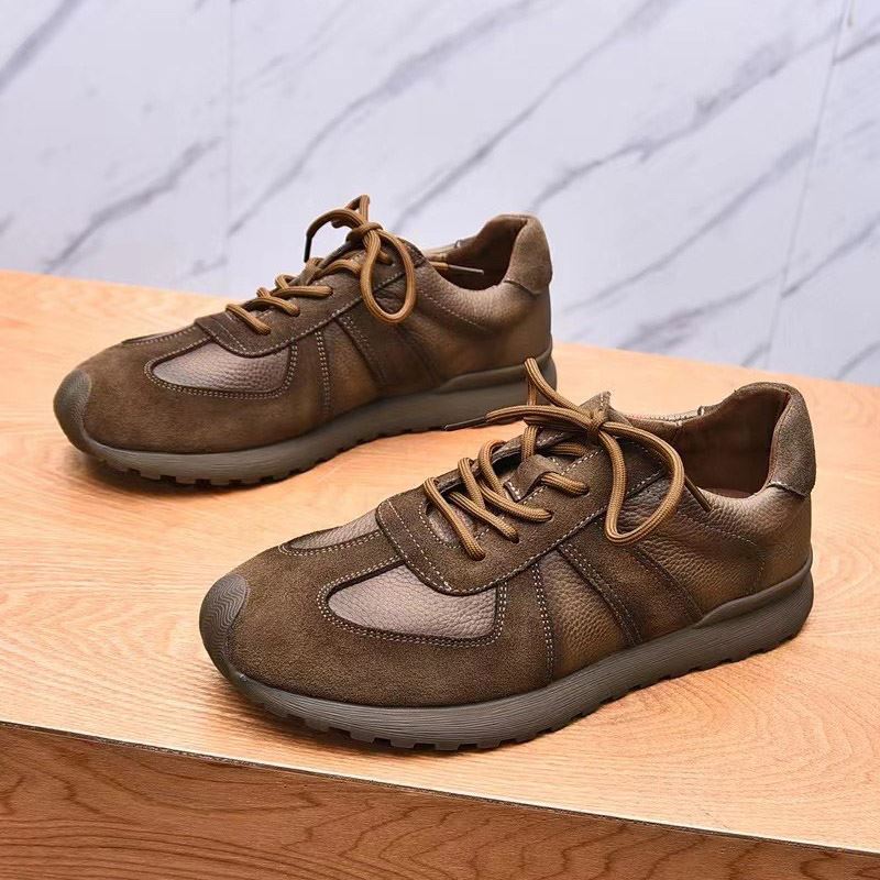 Pra*a casual shoes